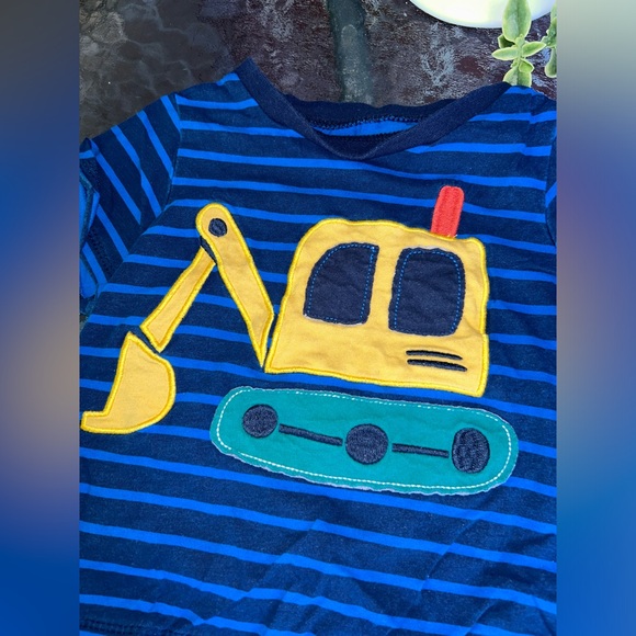 First impressions | striped short sleeve t-shirt | size 24m - Picture 3 of 4